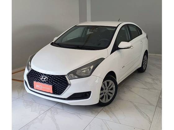 HYUNDAI HB20S 1.6 COMFORT PLUS 16V FLEX 4P AUTOMÁTICO HYUNDAI HB20S 1.6 COMFORT PLUS 16V FLEX 4P AUTOMÁTICO